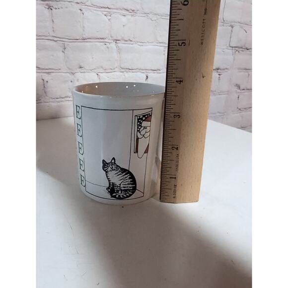 Vintage Kliban Cat Peace Coffee Mug Kiln Craft Tableware England Christmas Santa - Picture 8 of 9